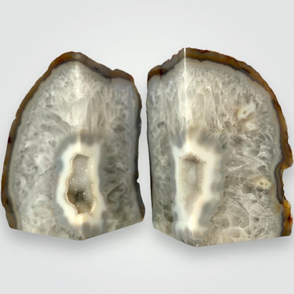 Agate Crystal bookends with Geode Center, Natural stone, Bookshelf Decor, Unique - Picture 2 of 16